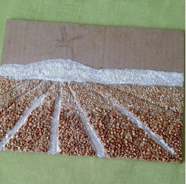​Аппликация из семян: мельница