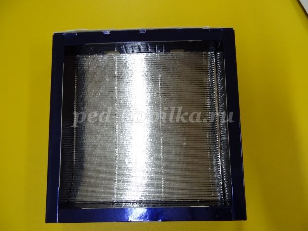 Картина с веточками: часть 2