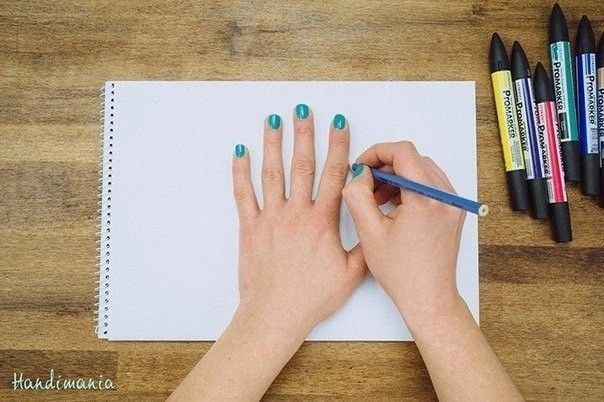 Рисуем с детьми руку в 3D