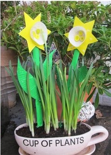 Красивая весенняя поделка "Нарциссы"