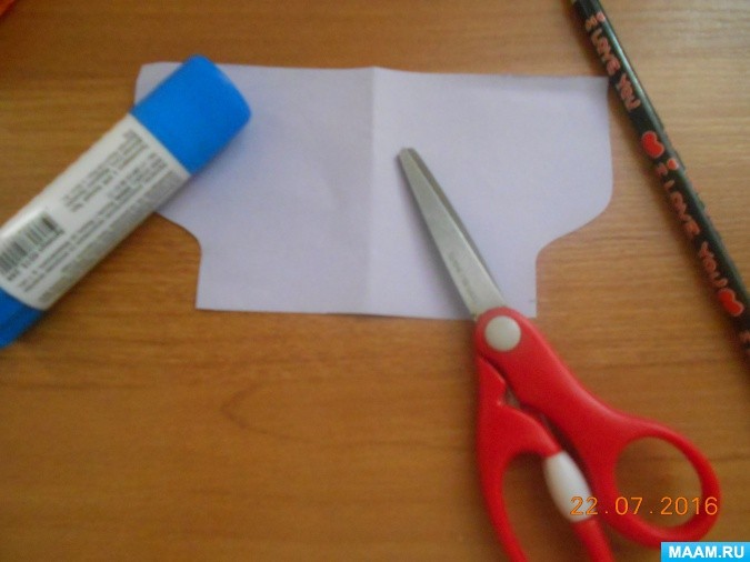 Летний букетик с цветами из жгутиков