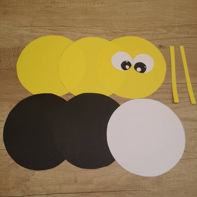 Пчелки из кружочков