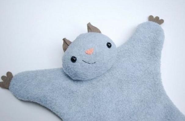 ​Милая белочка-летяга