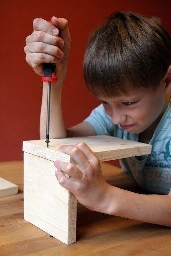 Скворечник: совместное творчество с папой Скворечник: совместное творчество с папой