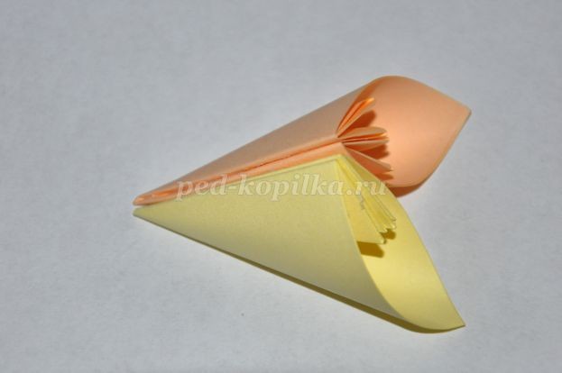 Кусудама: бумажный цветочный шар Кусудама: бумажный цветочный шар