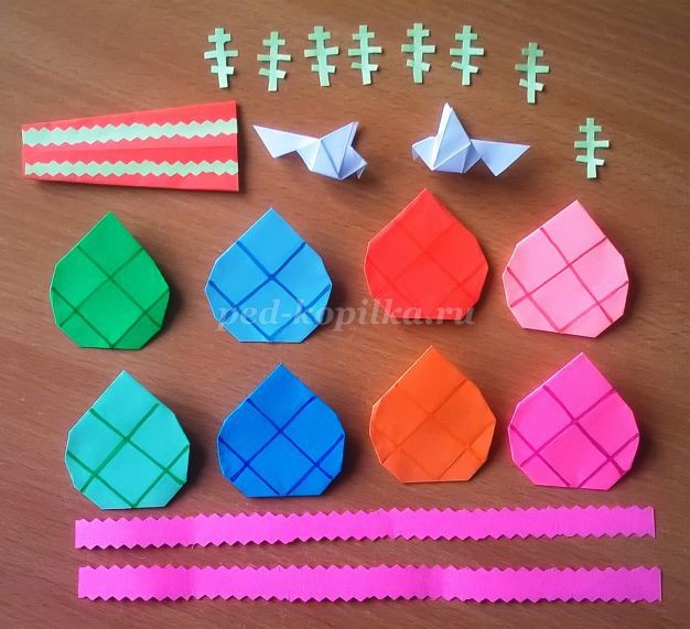 Пасхальная открытка в технике оригами: часть 3