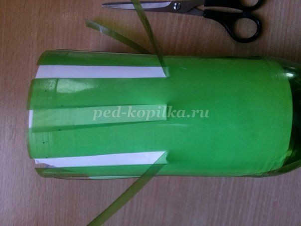 Вазочка для салфеток из бросового материала детскими руками: мастер-класс