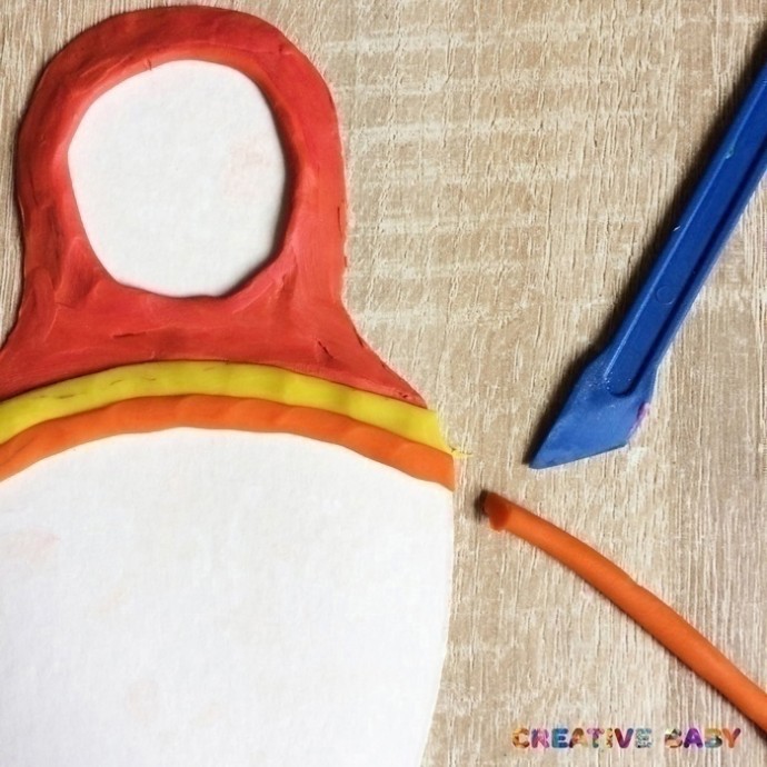 Матрёшка из пластилина