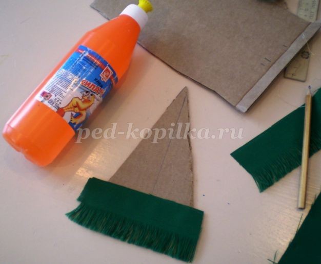 Новогодняя елка детскими руками: часть 1