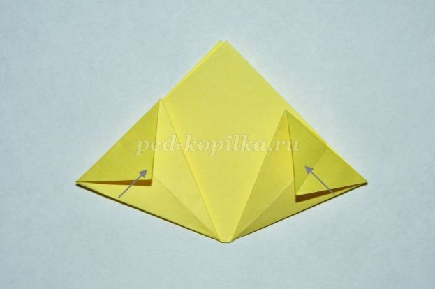 Кусудама: бумажный цветочный шар Кусудама: бумажный цветочный шар