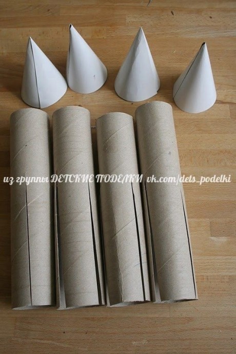 Средневековый замок из картона