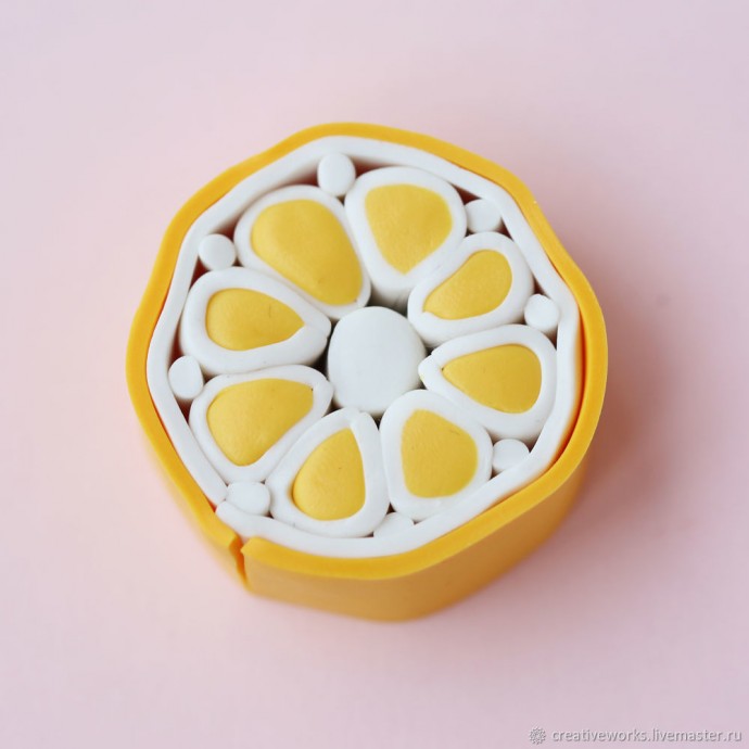 Лепим из полимерной глины лимон