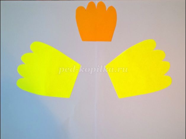 Цыплёнок из офисной цветной бумаги