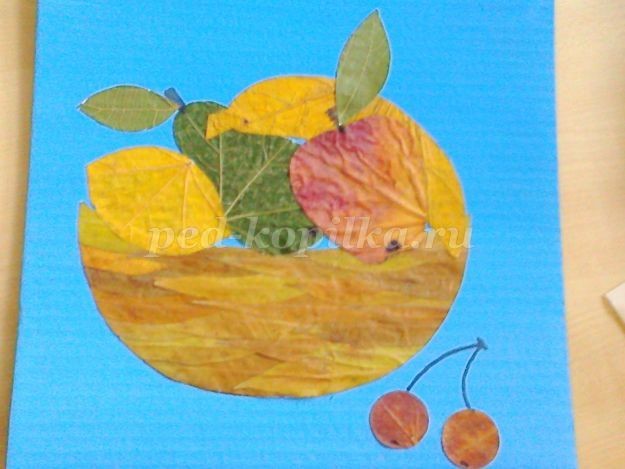 Аппликация из листьев: натюрморт Аппликация из листьев: натюрморт