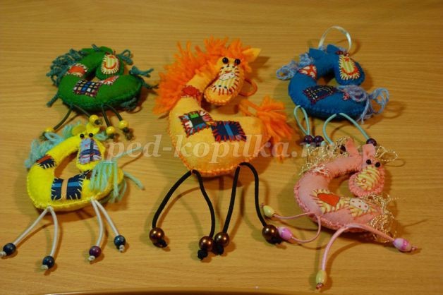 Лошадки из лоскутков: мастер-класс