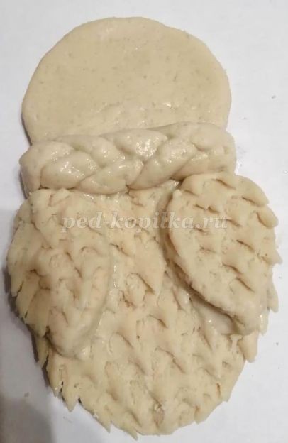 Сова из соленого теста детскими руками Сова из соленого теста детскими руками