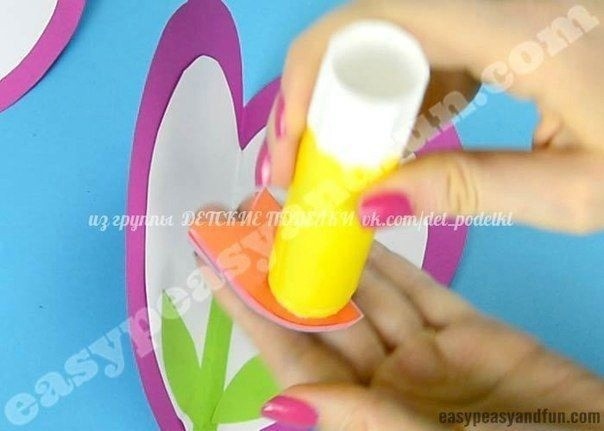 Открытка "Сердце с тюльпаном"