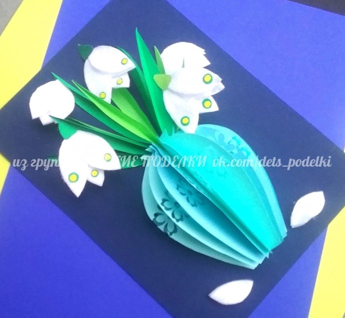 Подснежники в вазе Подснежники в вазе