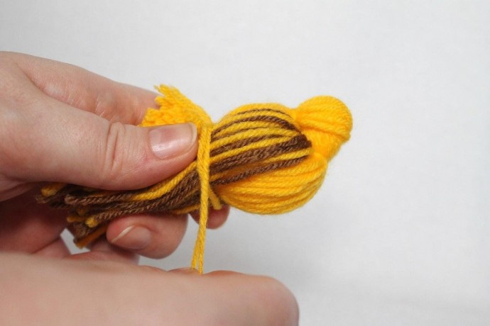 ​Цыпленок из пряжи