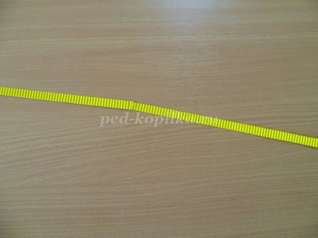 Мышка из гофрированного картона в технике квиллинг: часть 1