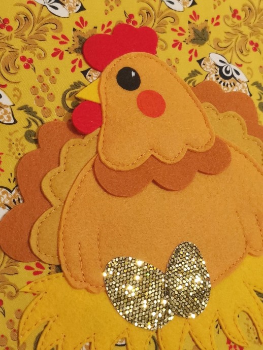 ​Наседка из фетра