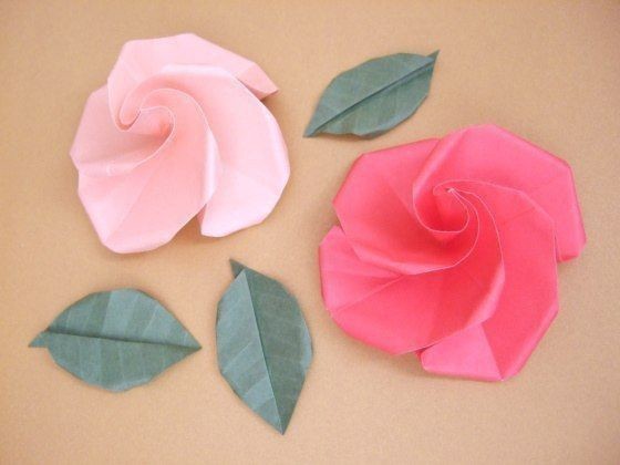 Венки из цветов в технике оригами