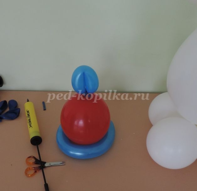 Мастер-класс по моделированию из воздушных шариков снеговика: часть 4 Мастер-класс по моделированию из воздушных шариков снеговика: часть 4