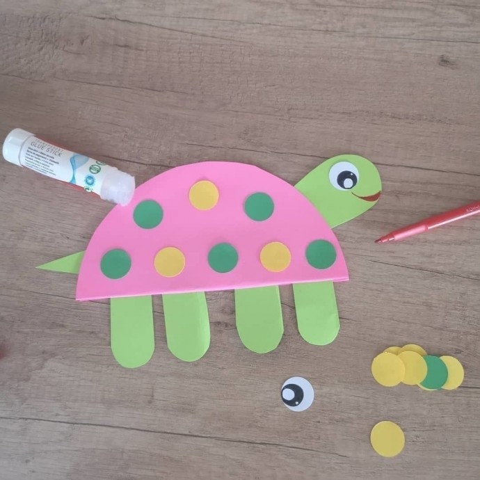 ​Черепаха из цветной бумаги