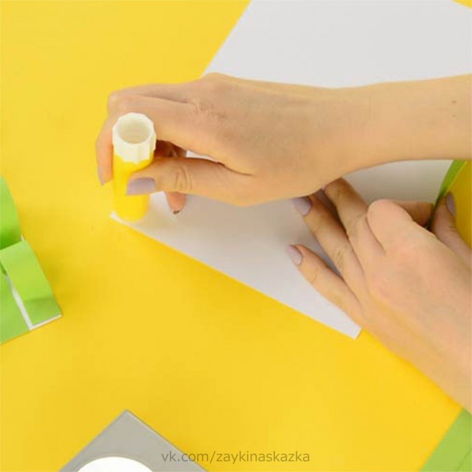 Цыплята в травке Цыплята в травке