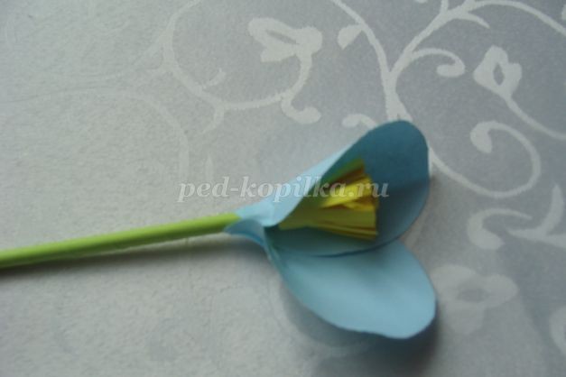 Подснежники из бумаги Подснежники из бумаги