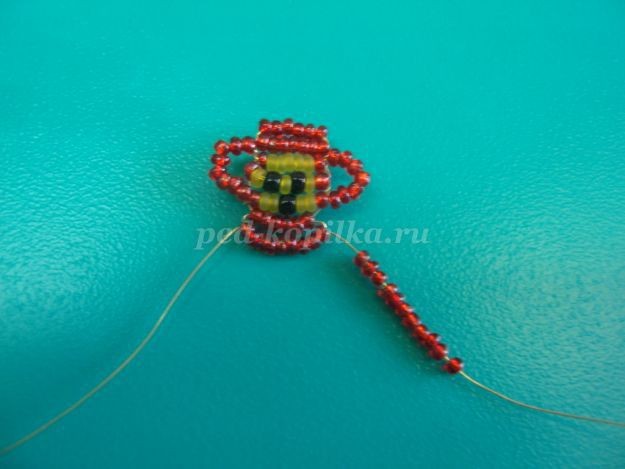 Обезьянка-брелок из бисера Обезьянка-брелок из бисера