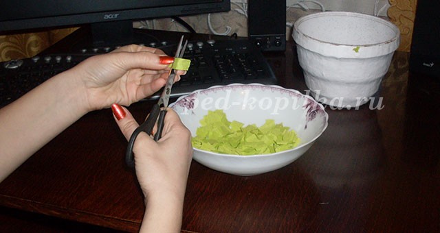 Крокусы из гофрированной бумаги: часть 1