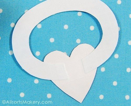 Любящий ангел из бумаги