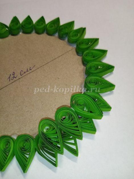 Ёлочка в технике квиллинг: часть 1 Ёлочка в технике квиллинг: часть 1