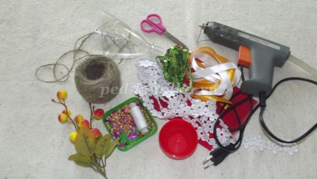 ​Коза из шпагата детскими руками: мастер-класс, часть 1