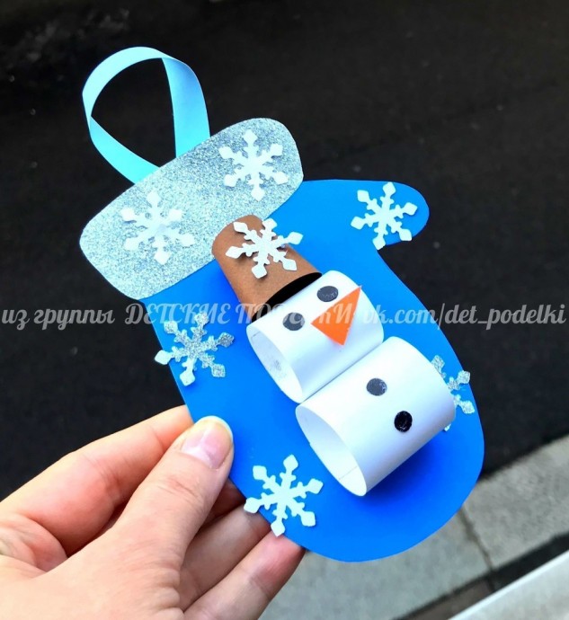 Открытка/подвеска "Рукавичка со снеговиком"