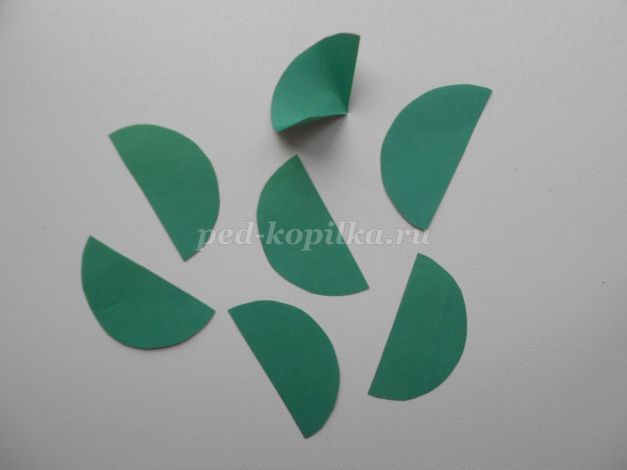 ​Цветочное панно из бумаги: часть 2