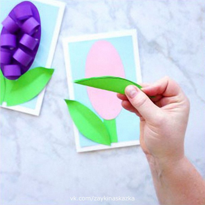 Гиацинты из бумажных полосок Гиацинты из бумажных полосок