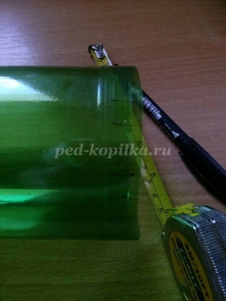 Вазочка для салфеток из бросового материала детскими руками: мастер-класс