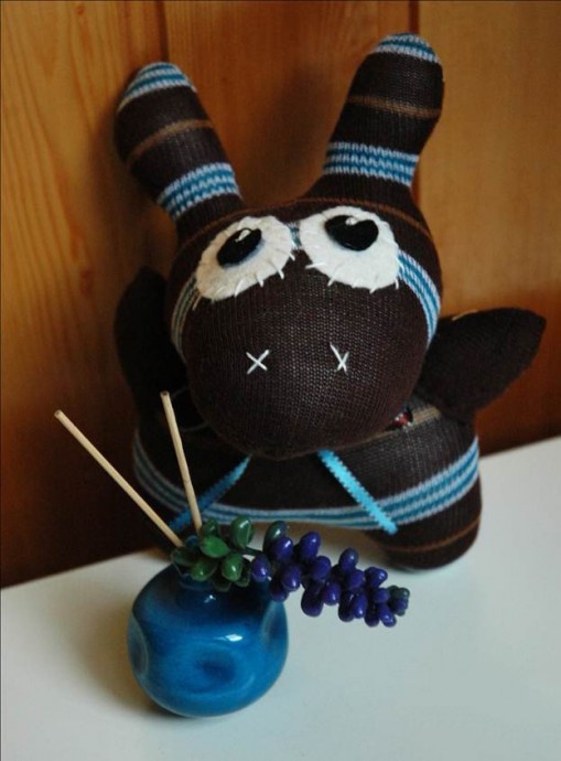 Зайчик из носочка Зайчик из носочка