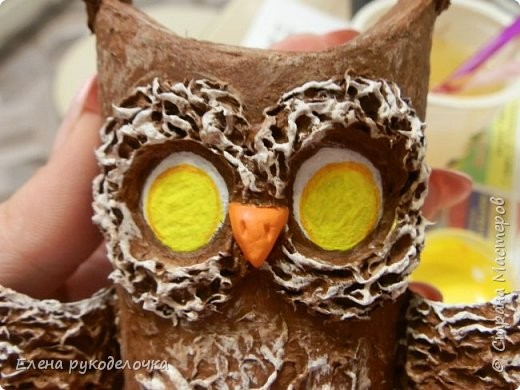 Сова из картонных втулок