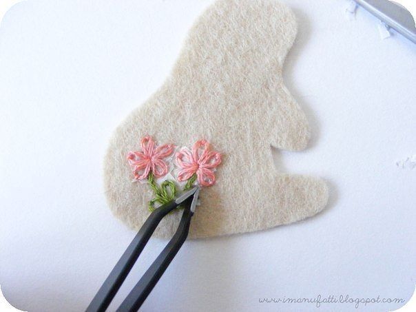 Зайка из фетра