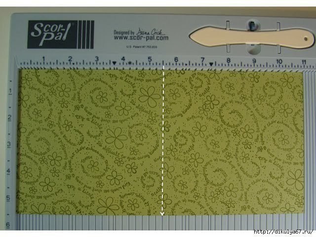 Открытка с цветами из бумаги