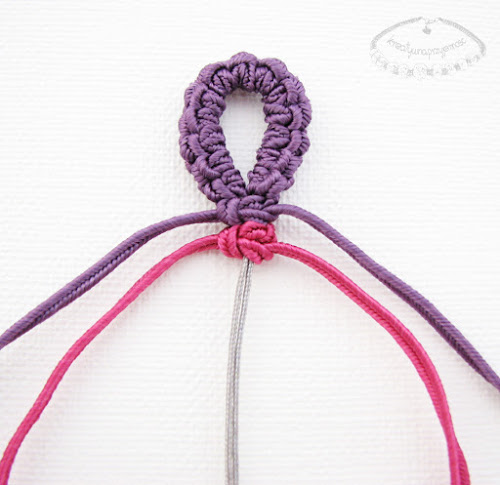 Плетём браслет с детьми Плетём браслет с детьми