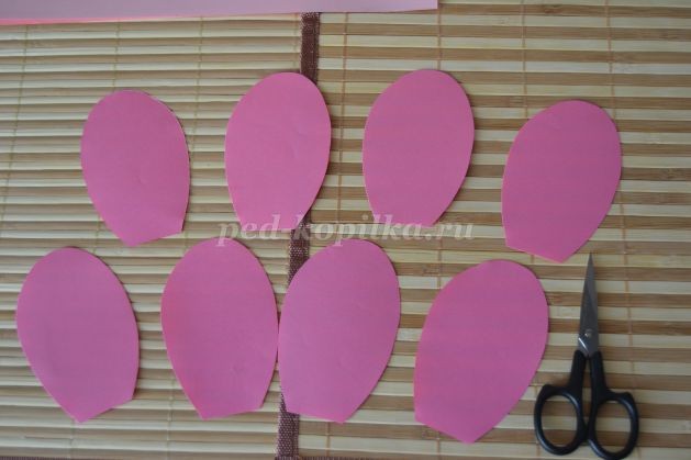 Цветок сакуры из цветной бумаги: часть 1