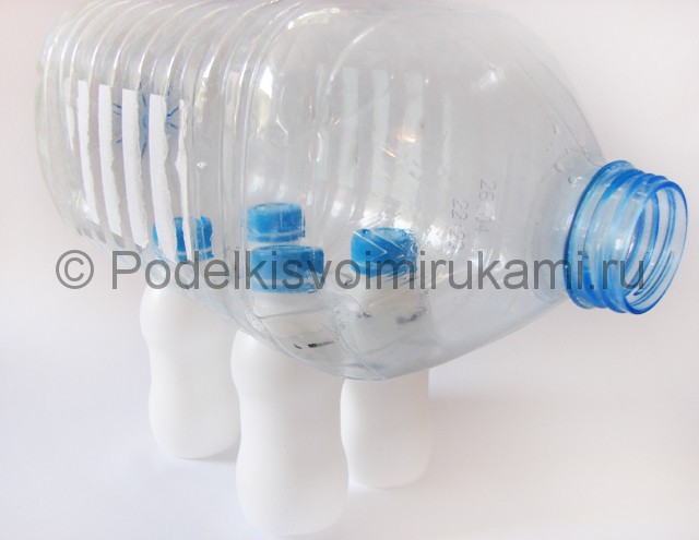 Слон из пластиковых бутылок детскими руками