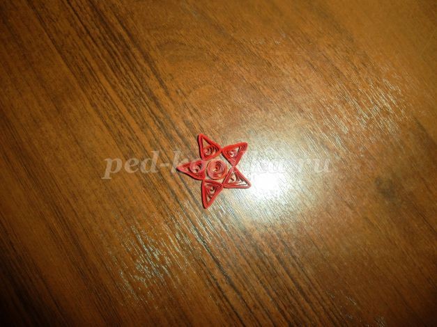 Новогодняя ёлка: квиллинг, часть 3