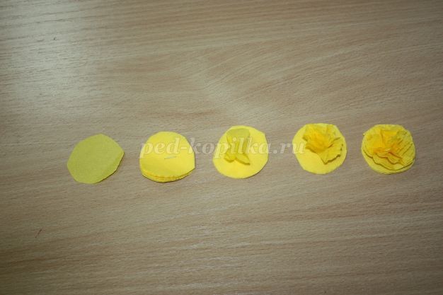 Овечка из бумажных цветов: часть 2 Овечка из бумажных цветов: часть 2