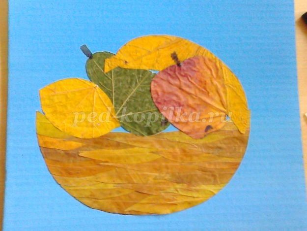 Натюрморт из листьев Натюрморт из листьев