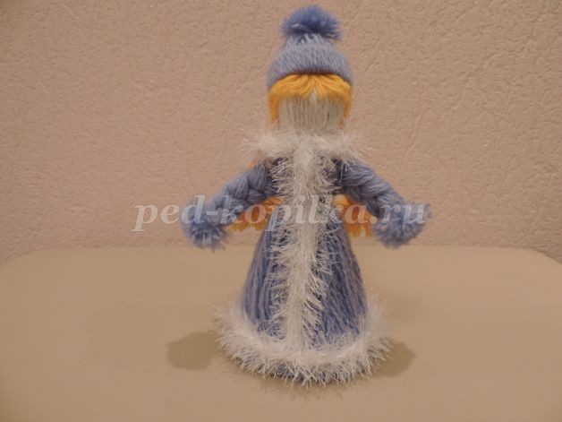 Снегурочка из ниток: новогодний мастер-класс, часть 5